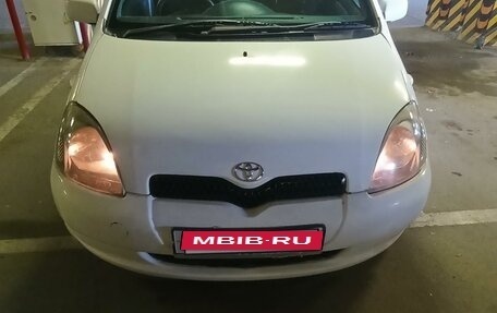 Toyota Vitz, 2001 год, 375 000 рублей, 3 фотография