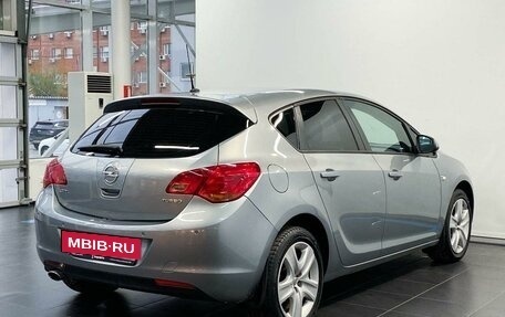 Opel Astra J, 2011 год, 935 000 рублей, 4 фотография