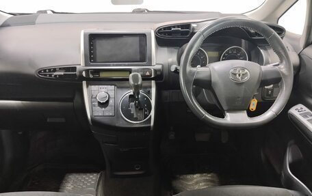 Toyota Wish II, 2010 год, 1 364 000 рублей, 9 фотография