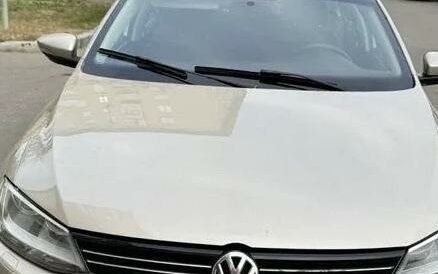 Volkswagen Jetta VI, 2012 год, 840 000 рублей, 7 фотография