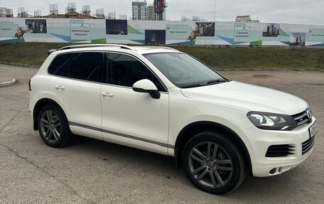 Volkswagen Touareg III, 2011 год, 2 000 000 рублей, 3 фотография