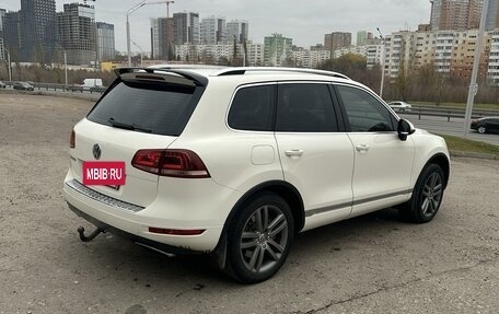 Volkswagen Touareg III, 2011 год, 2 000 000 рублей, 8 фотография