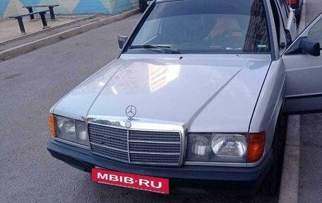 Mercedes-Benz 190 (W201), 1984 год, 190 000 рублей, 6 фотография