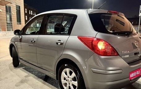 Nissan Tiida, 2011 год, 950 000 рублей, 5 фотография