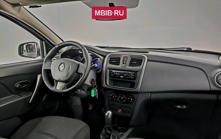 Renault Logan II, 2017 год, 570 000 рублей, 16 фотография