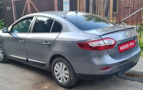 Renault Fluence I, 2010 год, 650 000 рублей, 2 фотография