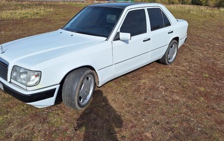 Mercedes-Benz W124, 1990 год, 420 000 рублей, 14 фотография