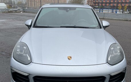 Porsche Cayenne III, 2014 год, 4 140 000 рублей, 2 фотография