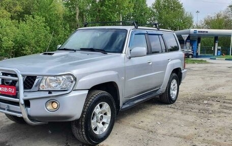 Nissan Patrol, 2004 год, 1 666 000 рублей, 14 фотография