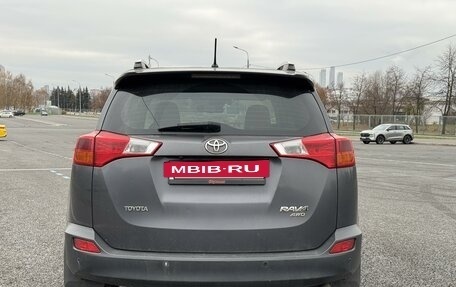 Toyota RAV4, 2013 год, 2 250 000 рублей, 4 фотография