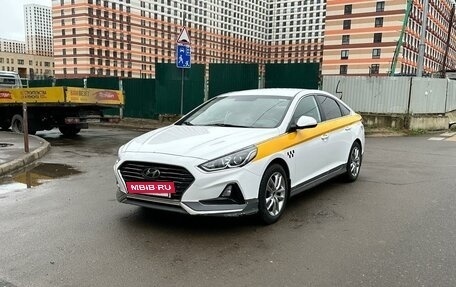 Hyundai Sonata VII, 2019 год, 1 700 000 рублей, 5 фотография