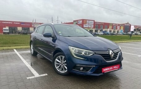 Renault Megane IV, 2018 год, 1 870 000 рублей, 3 фотография