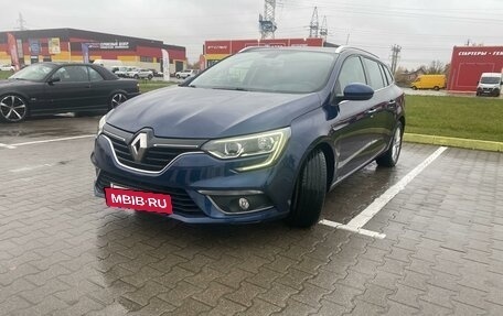 Renault Megane IV, 2018 год, 1 870 000 рублей, 2 фотография