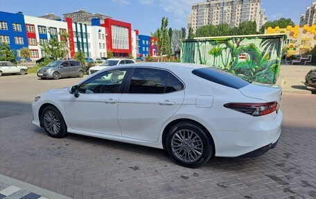 Toyota Camry, 2022 год, 3 499 000 рублей, 3 фотография