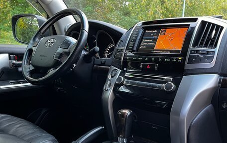 Toyota Land Cruiser 200, 2012 год, 3 940 000 рублей, 14 фотография