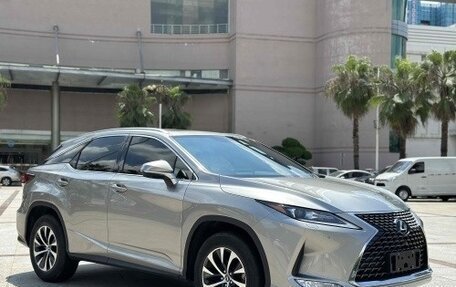 Lexus RX IV рестайлинг, 2021 год, 4 700 000 рублей, 3 фотография