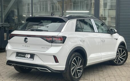 Volkswagen T-Roc I, 2024 год, 3 950 000 рублей, 6 фотография