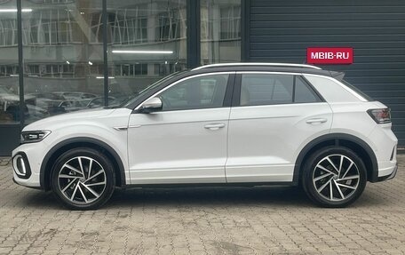 Volkswagen T-Roc I, 2024 год, 3 950 000 рублей, 3 фотография