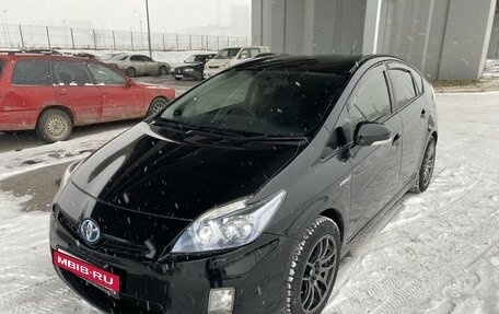 Toyota Prius, 2010 год, 1 050 000 рублей, 2 фотография