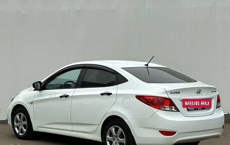 Hyundai Solaris II рестайлинг, 2014 год, 850 000 рублей, 7 фотография