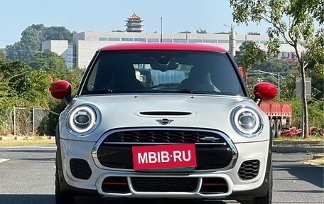 MINI Hatch, 2020 год, 4 050 000 рублей, 3 фотография