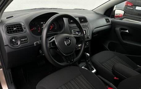 Volkswagen Polo VI (EU Market), 2017 год, 1 395 700 рублей, 5 фотография