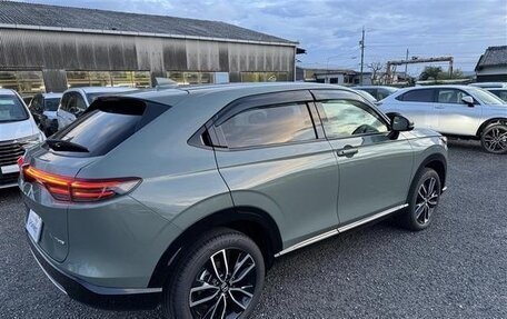 Honda Vezel, 2022 год, 2 950 000 рублей, 5 фотография