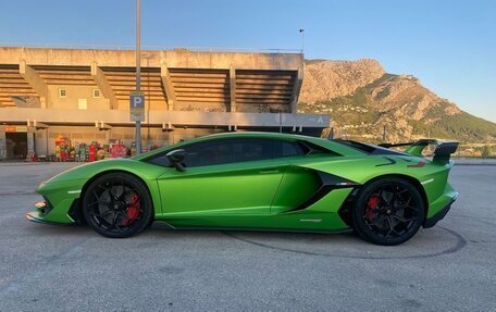 Lamborghini Aventador I рестайлинг, 2021 год, 72 000 000 рублей, 5 фотография