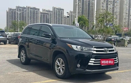 Toyota Highlander III, 2020 год, 2 900 006 рублей, 2 фотография