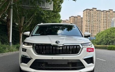 Skoda Kodiaq I, 2023 год, 3 015 000 рублей, 9 фотография