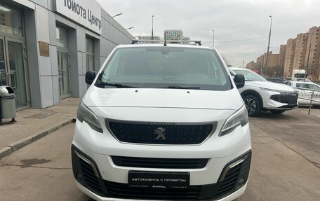 Peugeot Traveller I, 2018 год, 2 250 000 рублей, 2 фотография