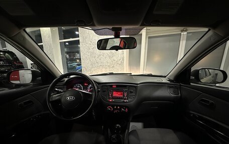 KIA Rio II, 2010 год, 725 000 рублей, 25 фотография