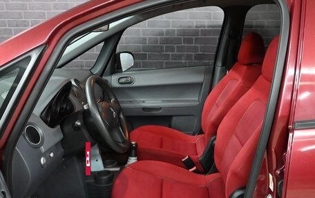 Mitsubishi Colt VI рестайлинг, 2006 год, 500 000 рублей, 9 фотография