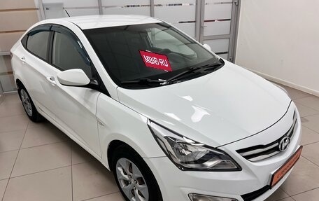 Hyundai Solaris II рестайлинг, 2016 год, 1 100 000 рублей, 3 фотография