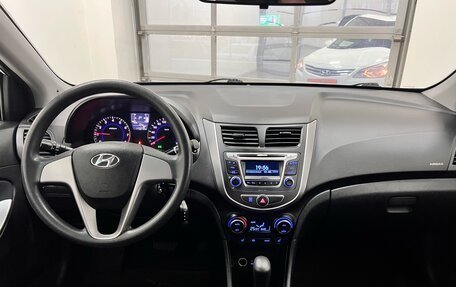 Hyundai Solaris II рестайлинг, 2016 год, 1 100 000 рублей, 11 фотография