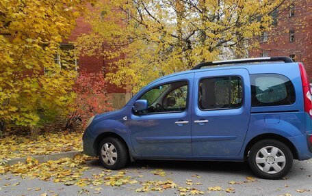 Renault Kangoo II рестайлинг, 2011 год, 1 200 000 рублей, 4 фотография