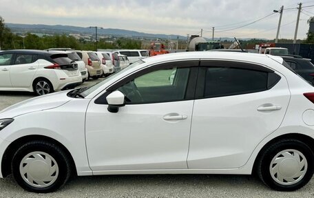 Mazda Demio IV, 2016 год, 910 000 рублей, 5 фотография