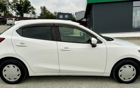 Mazda Demio IV, 2016 год, 910 000 рублей, 9 фотография