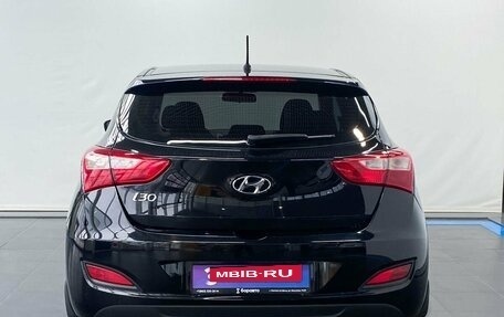 Hyundai i30 II рестайлинг, 2013 год, 1 075 000 рублей, 18 фотография