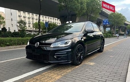 Volkswagen Golf VII, 2020 год, 1 485 000 рублей, 1 фотография