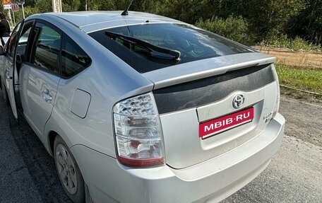 Toyota Prius, 2007 год, 380 000 рублей, 8 фотография