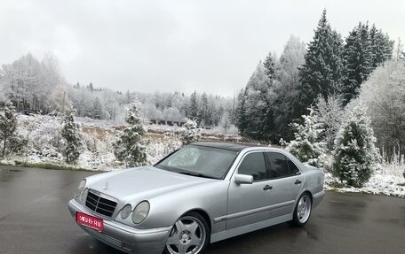 Mercedes-Benz E-Класс, 1996 год, 400 000 рублей, 1 фотография