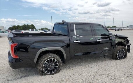 Toyota Tundra, 2023 год, 8 300 000 рублей, 3 фотография