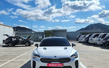 KIA Stinger I, 2021 год, 3 300 000 рублей, 2 фотография