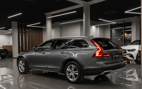 Volvo V90 Cross Country I рестайлинг, 2017 год, 3 870 000 рублей, 4 фотография