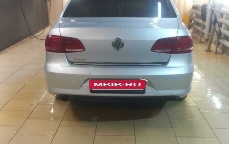 Volkswagen Passat B7, 2011 год, 950 000 рублей, 7 фотография