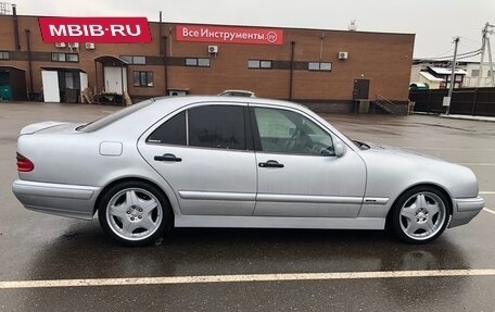 Mercedes-Benz E-Класс, 1996 год, 400 000 рублей, 9 фотография