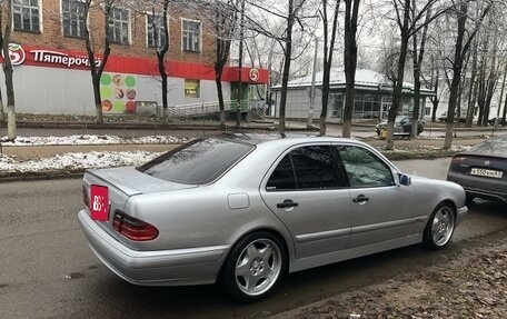 Mercedes-Benz E-Класс, 1996 год, 400 000 рублей, 25 фотография