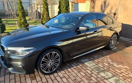 BMW 5 серия, 2018 год, 4 600 000 рублей, 2 фотография