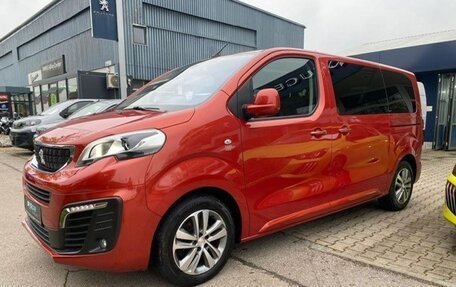 Peugeot Traveller I, 2020 год, 5 600 000 рублей, 1 фотография